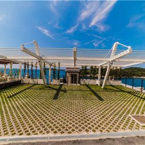 Luxury 7 Bedroom Dubrovnik Beachfront Villa with Infinity Pool, Sleeps 14